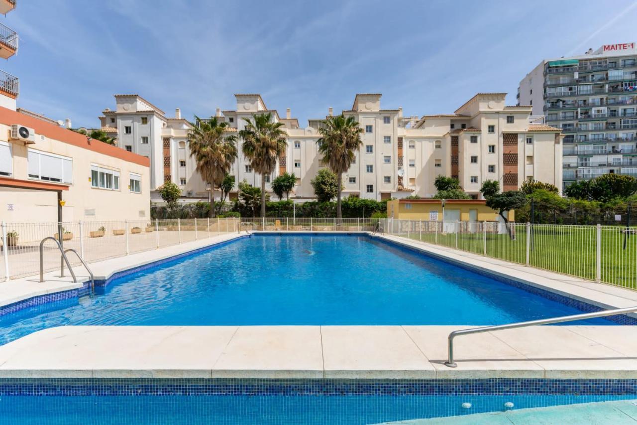 Ferienwohnung Mi Casa De La Playa -Estudio Frente Al Mar- Benalmádena Exterior foto